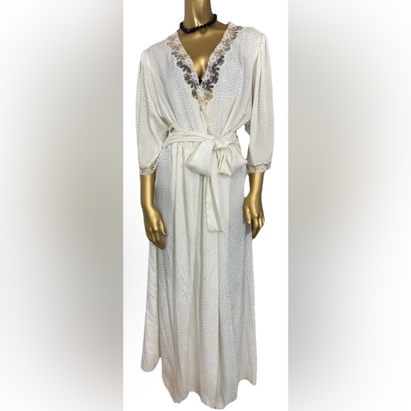 beige dior dress Christian Dior 3-in-1 Macrocannage Trench Coat Dress Beige Cotton Size –  Celebrity Owned